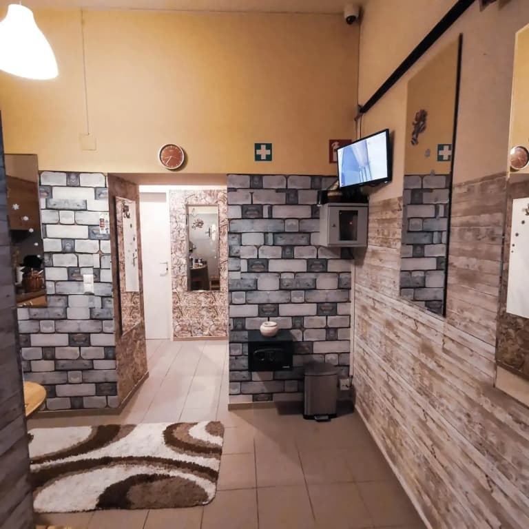 Elisabeth Hostel - photo 10