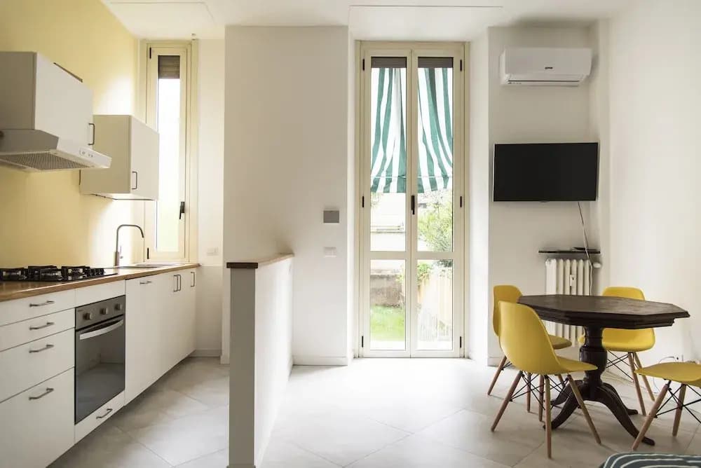 1 Bedroom Flat with Garden - photo 11