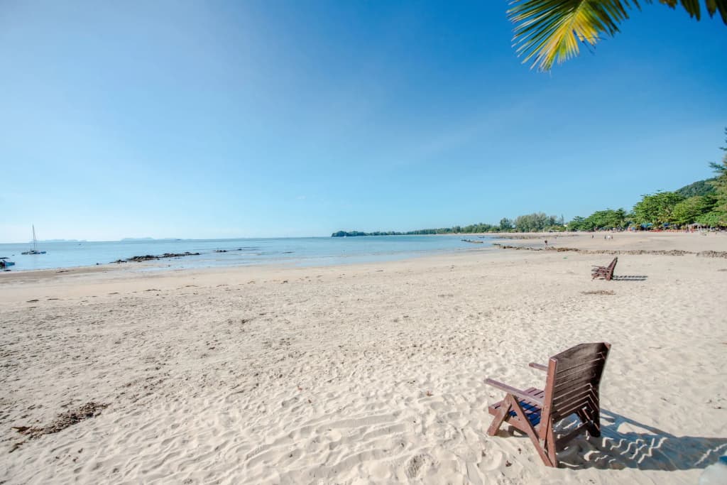 Banana Beach Resort - photo 13