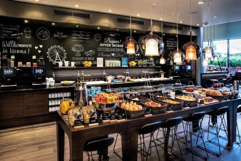 Motel One Wien-Westbahnhof - photo 10