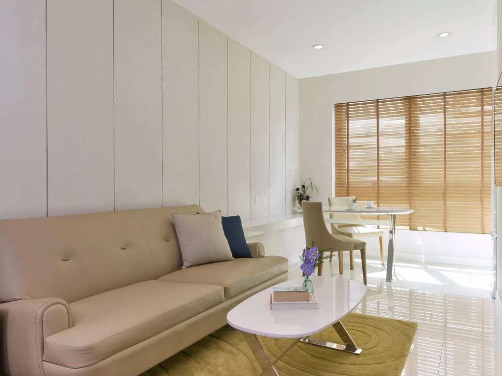 Grande Centre Point Ploenchit Hotel - photo 37