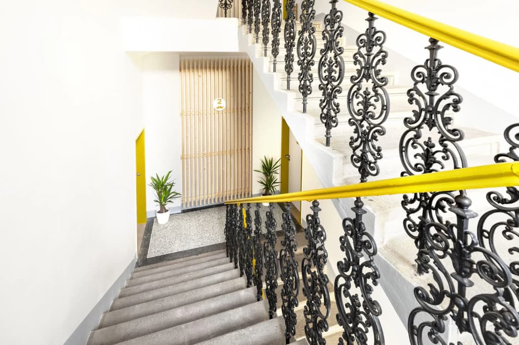 Little Tom Apartments - photo 9