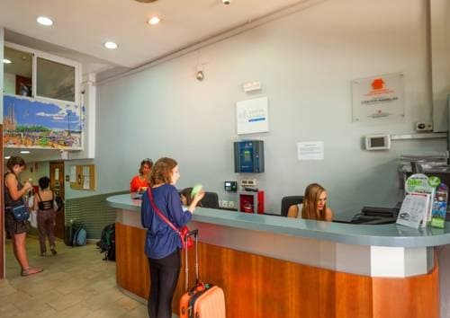 Center Ramlas Youth Hostel - photo 2