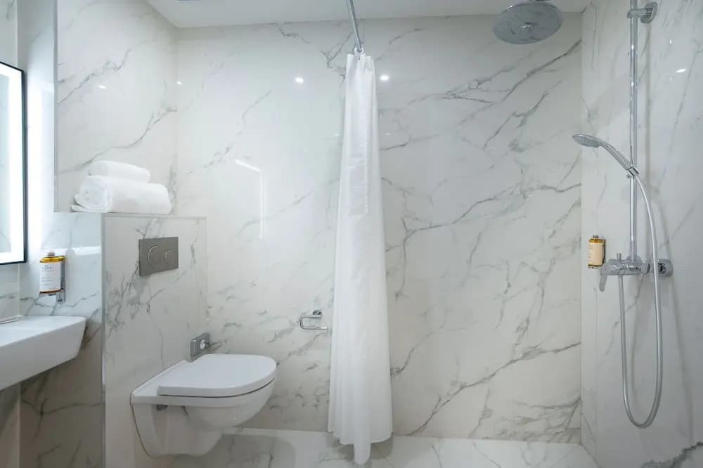 Private Apartment and Terrace Le Marais - photo 9