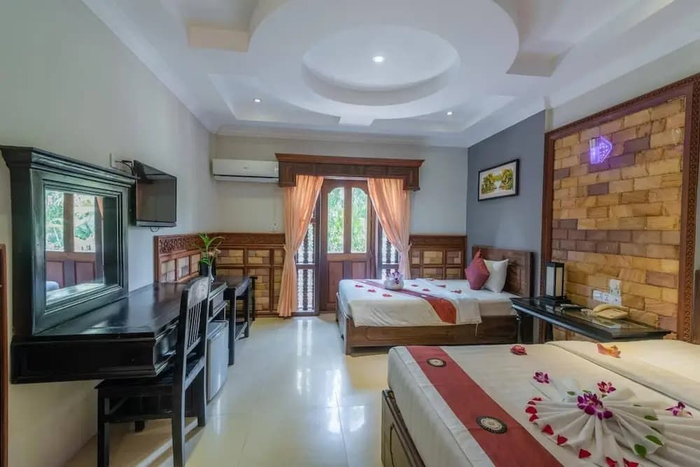 Kings Luxury Hotel - photo 6