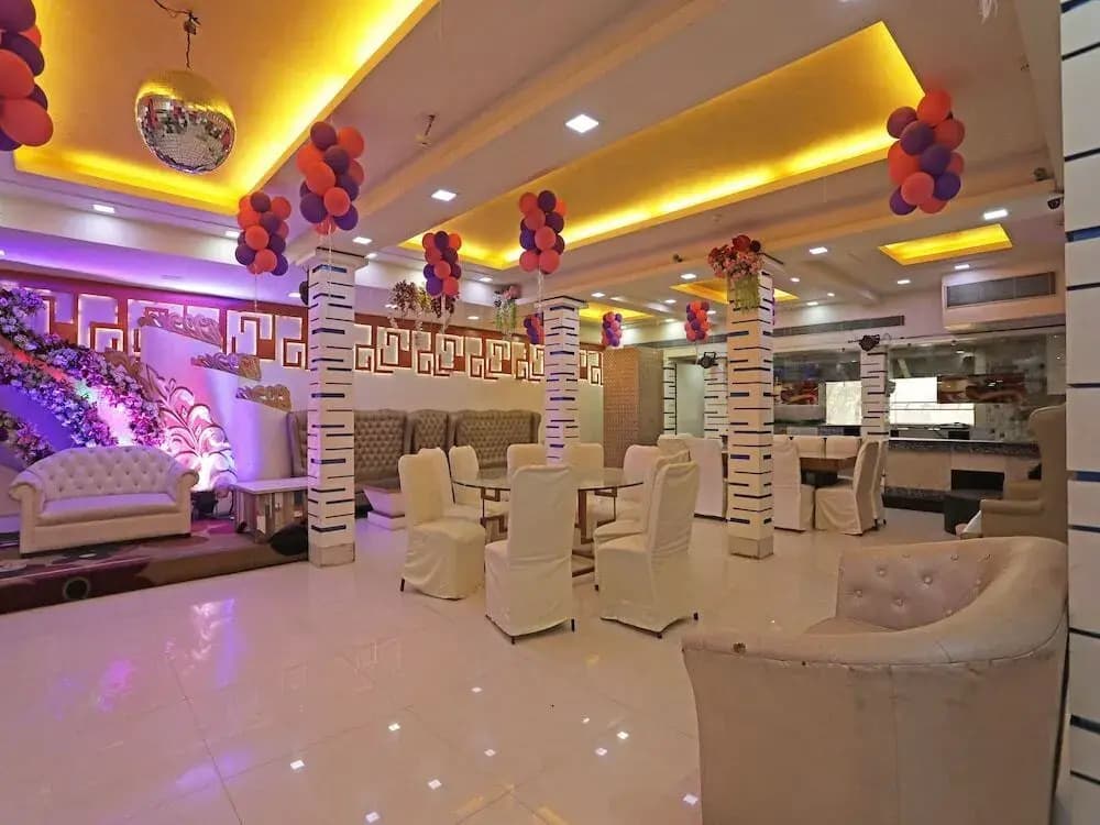 Blue Umbrella By OYO Rooms - photo 10