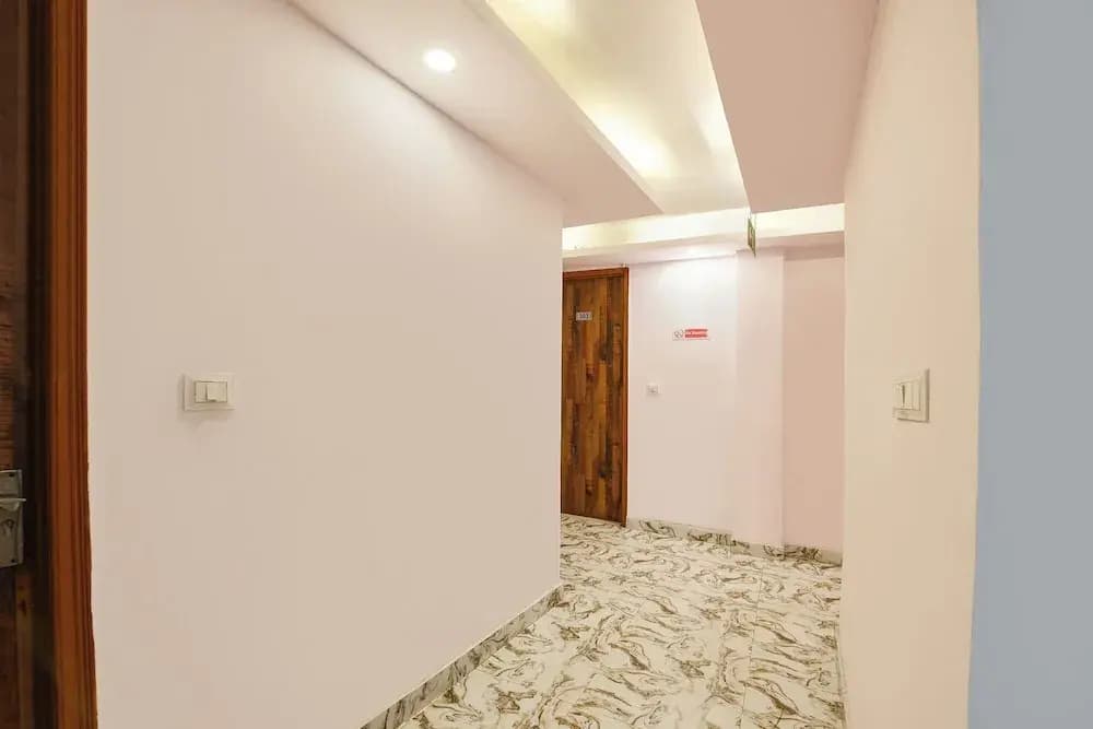 Fabhotel Ak Continental - photo 7