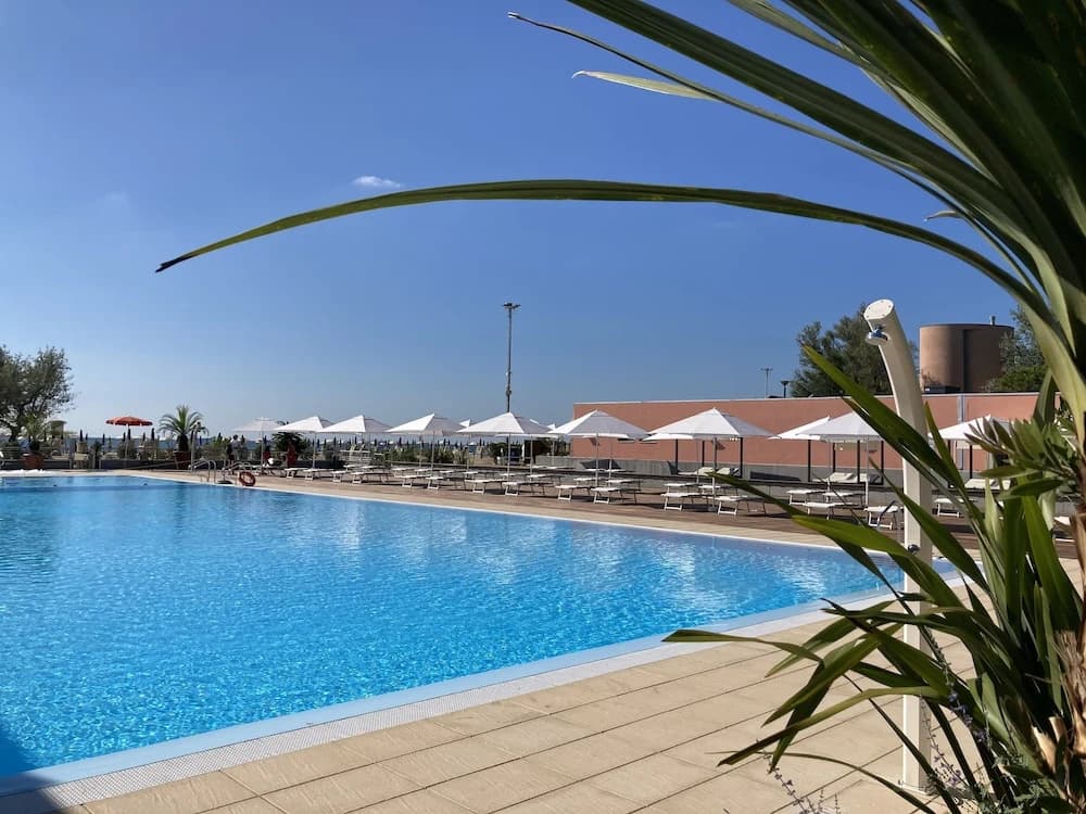 Oasis Golden Lagoon Chalet - photo 12