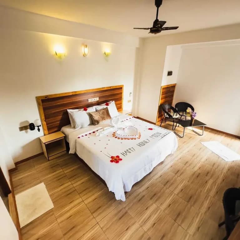 Hanifaru Beach Inn - photo 2