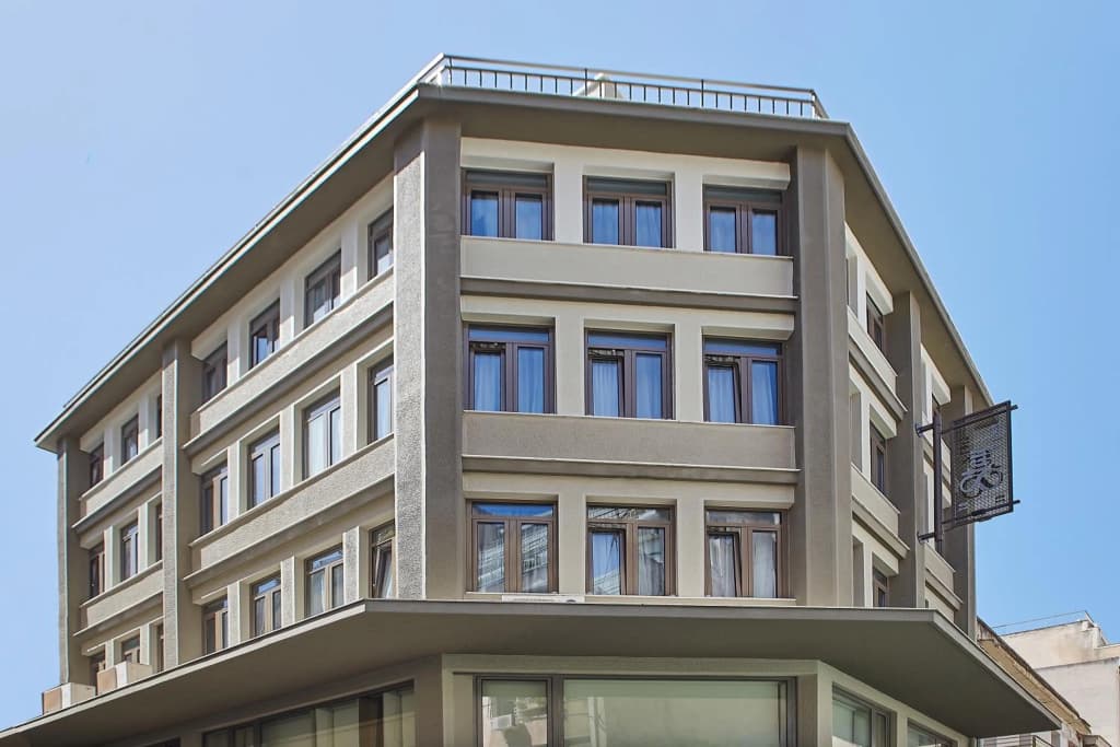 Be based near Acropolis, in an exquisite studio! - photo 1