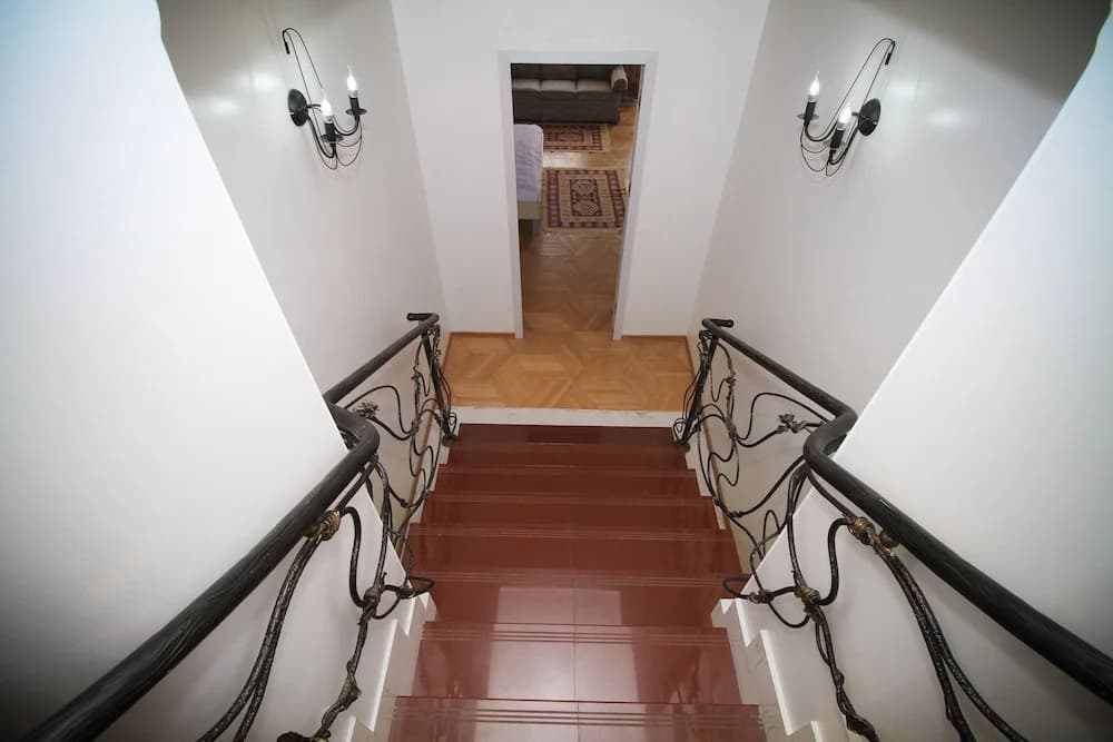 Metekhi Gallery - photo 12