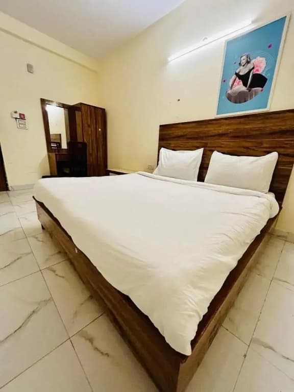 Hotel Green Arrow Rohini - photo 13