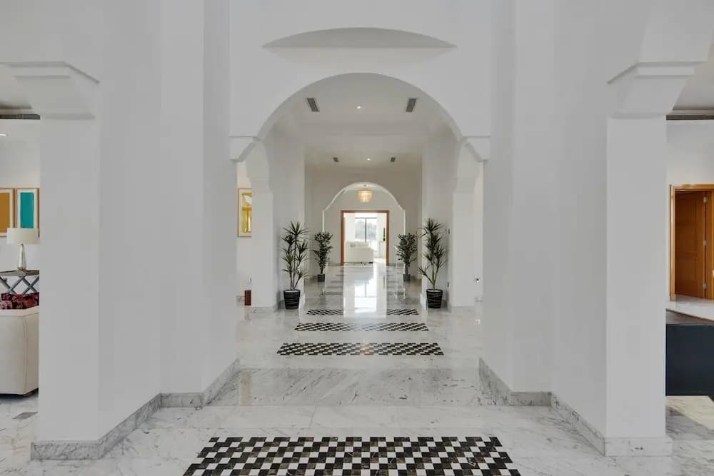 Luxury Villa w Dramatic Vw Private Beach Pool - photo 13