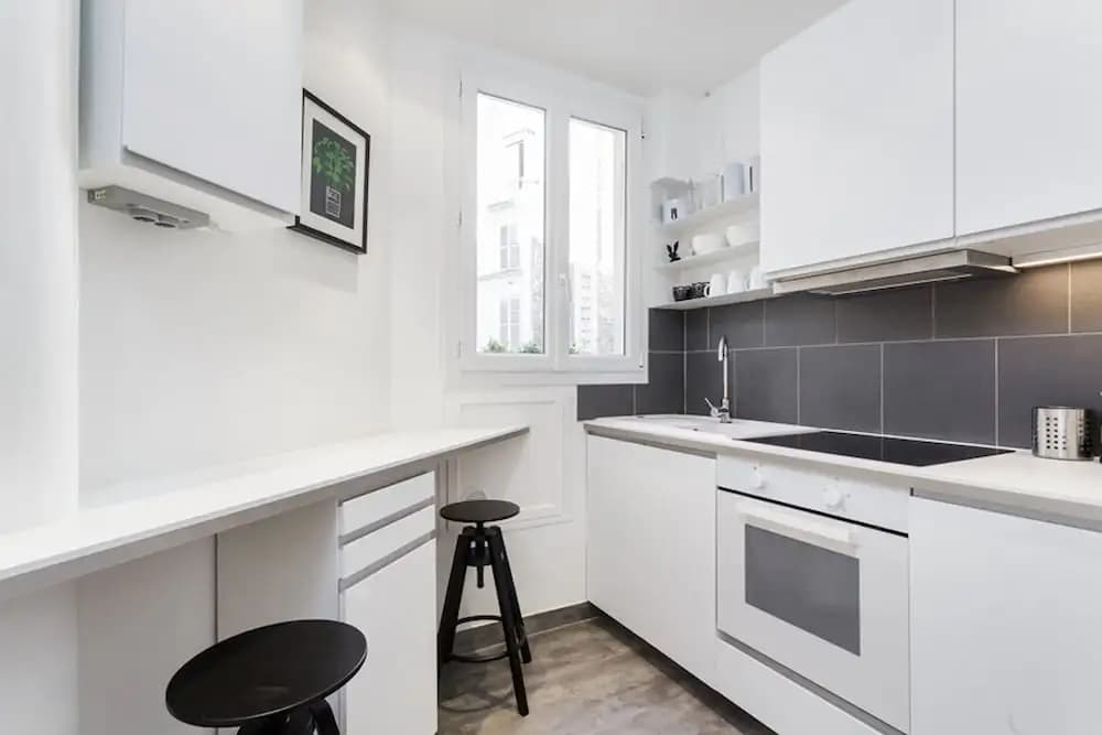 River Seine - Notre Dame Apartment - photo 17