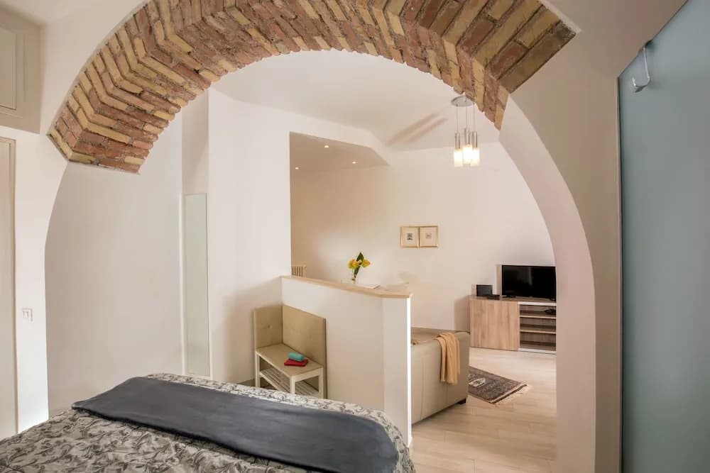 Vatican Suites Apartments - photo 3