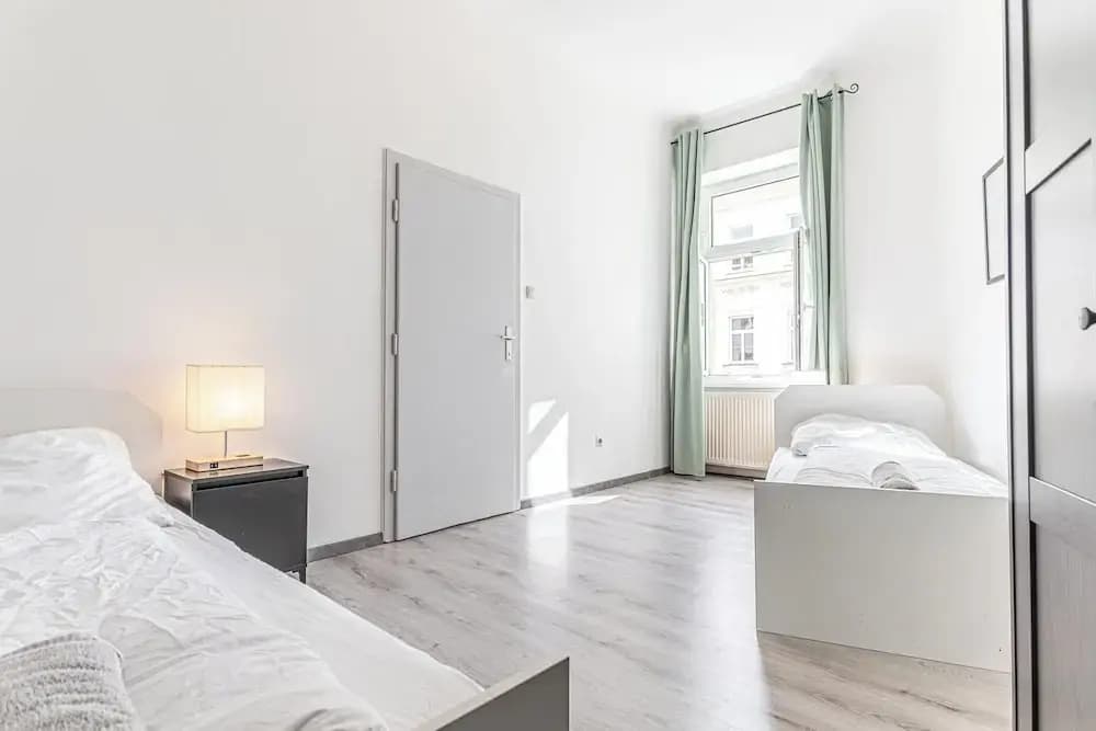 Comfortable 2BR Near Prater Danube - photo 2