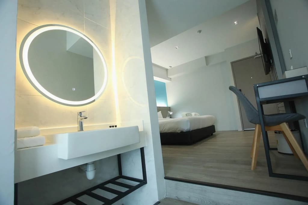 Stanton City Hotel - photo 8