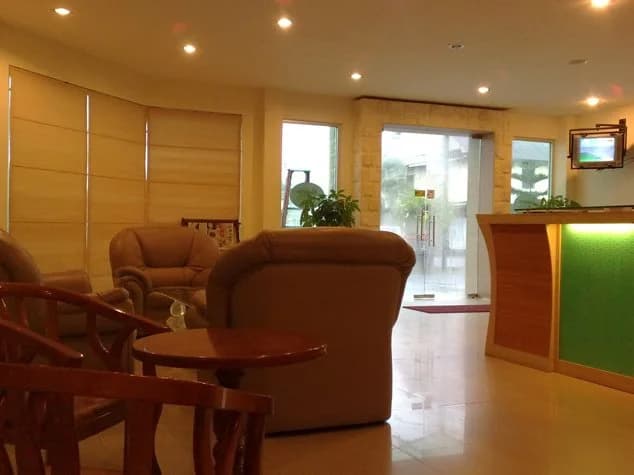 King Ing Hotel - main photo