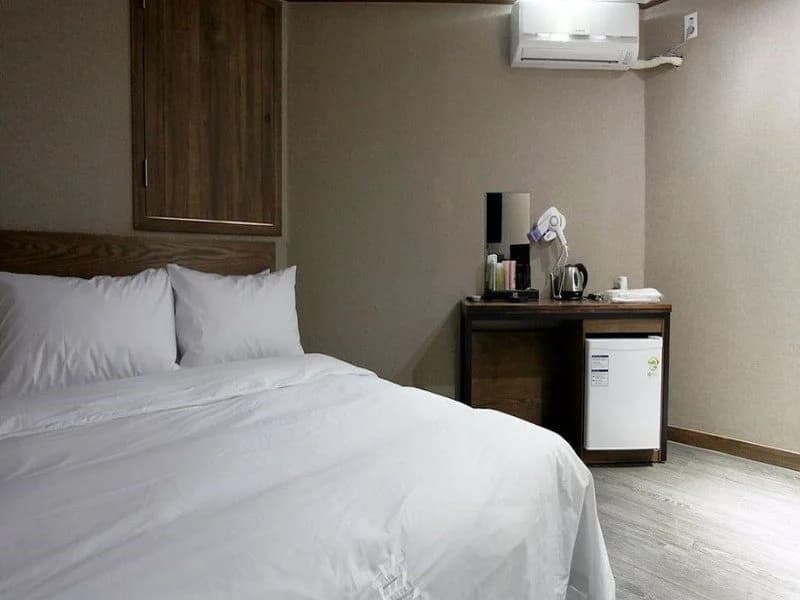 Cheonho Mong Hotel - photo 16