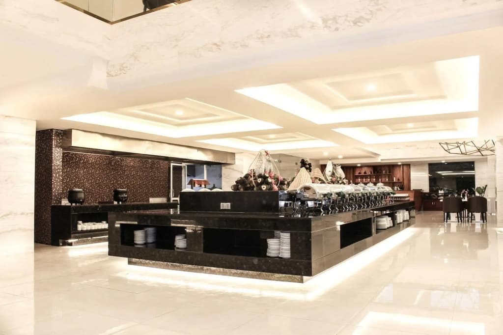 Grand Sokhalay Hotel - photo 1