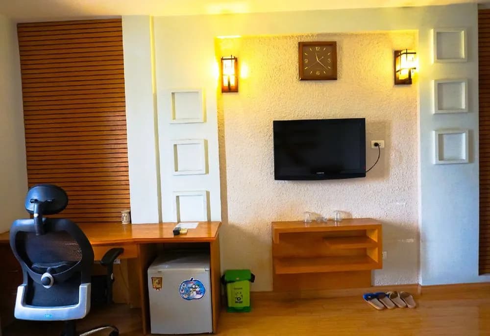 Thanh Lich Hotel - photo 16