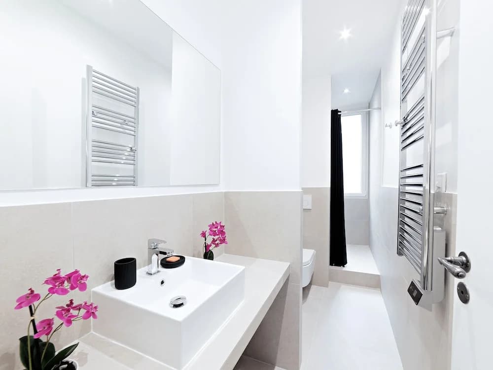 LUX 3 & 4 BDR Montmartre I by Livinparis - photo 8