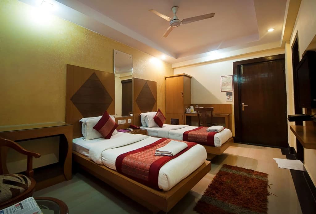 Hotel Grand Plaza - photo 5