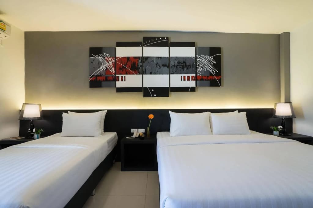 The Ivory Villa - photo 4