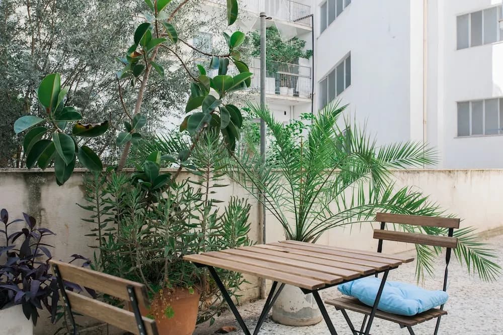 UPSTREET Modern Minimalist 3BD Apt-Hilton - photo 11