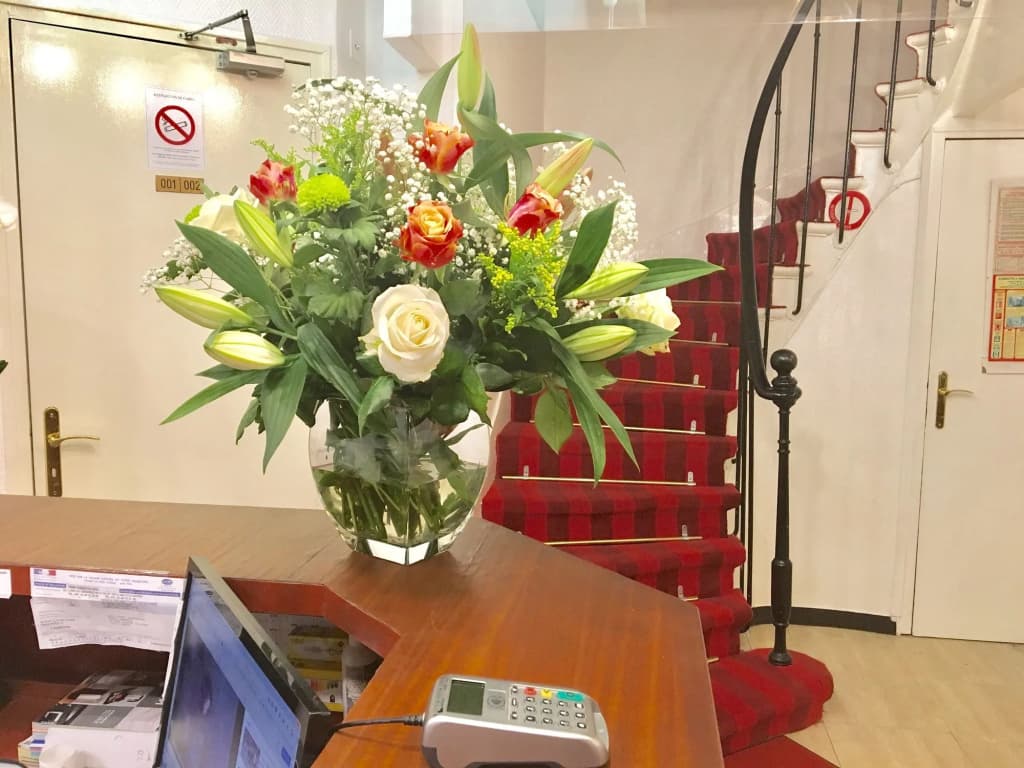 Amadeus Hotel - photo 2