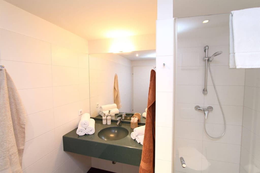 Royal Living Apartments - photo 7