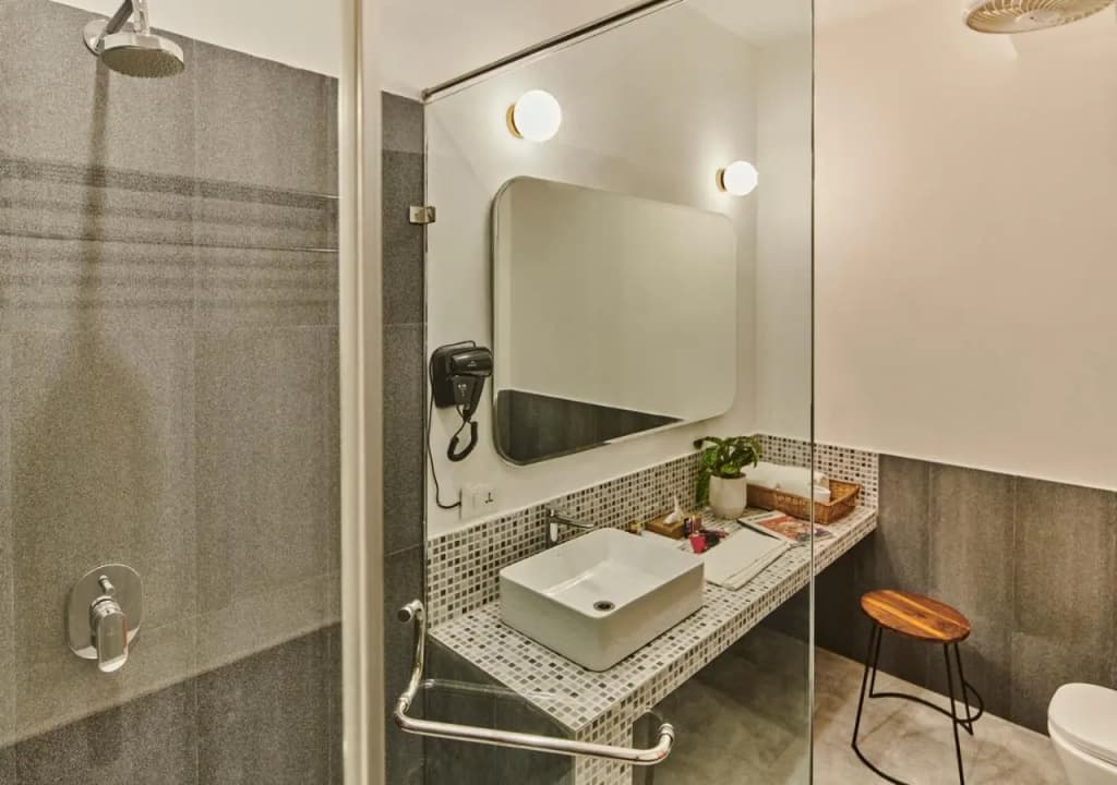 Minimalist Poshtel & Suites - photo 21