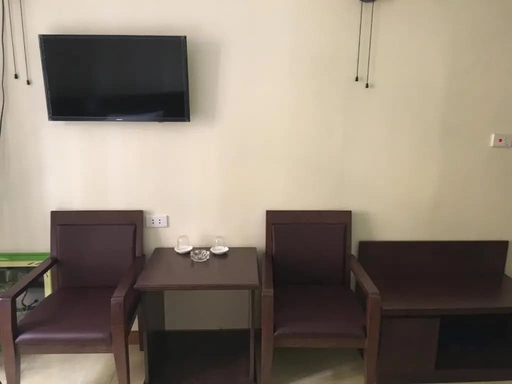 Ho Tay Hotel - photo 11