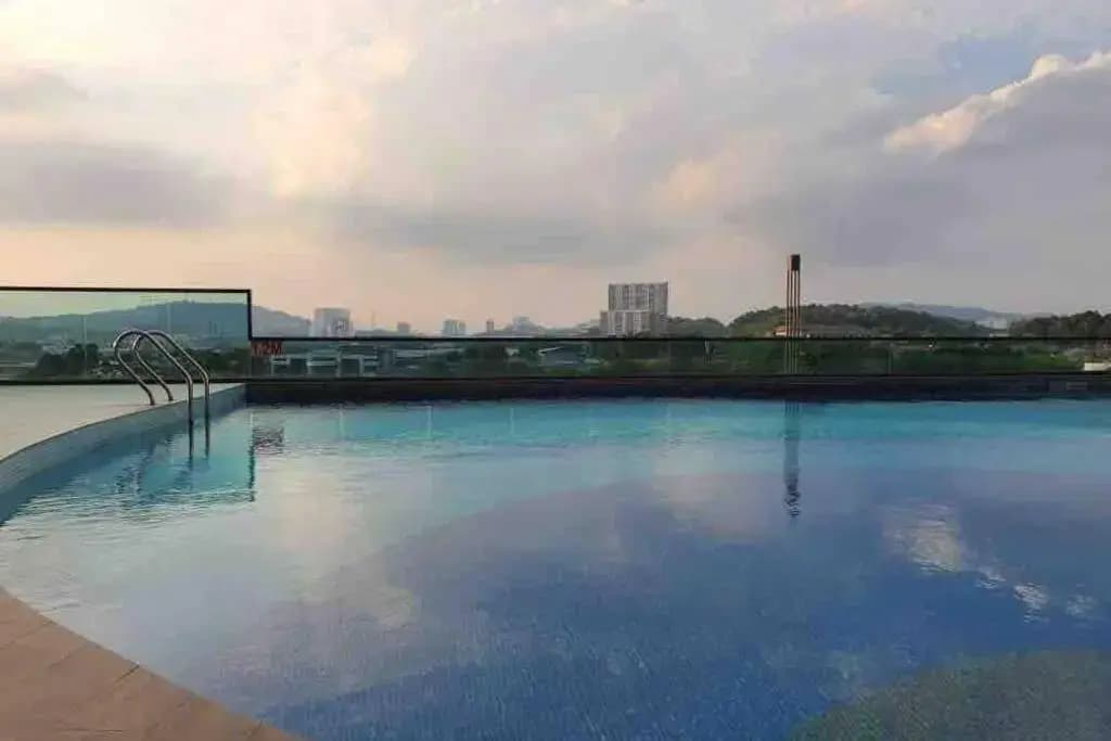 Symphony Tower Studio # 3 ( With Balcony ) - photo 9