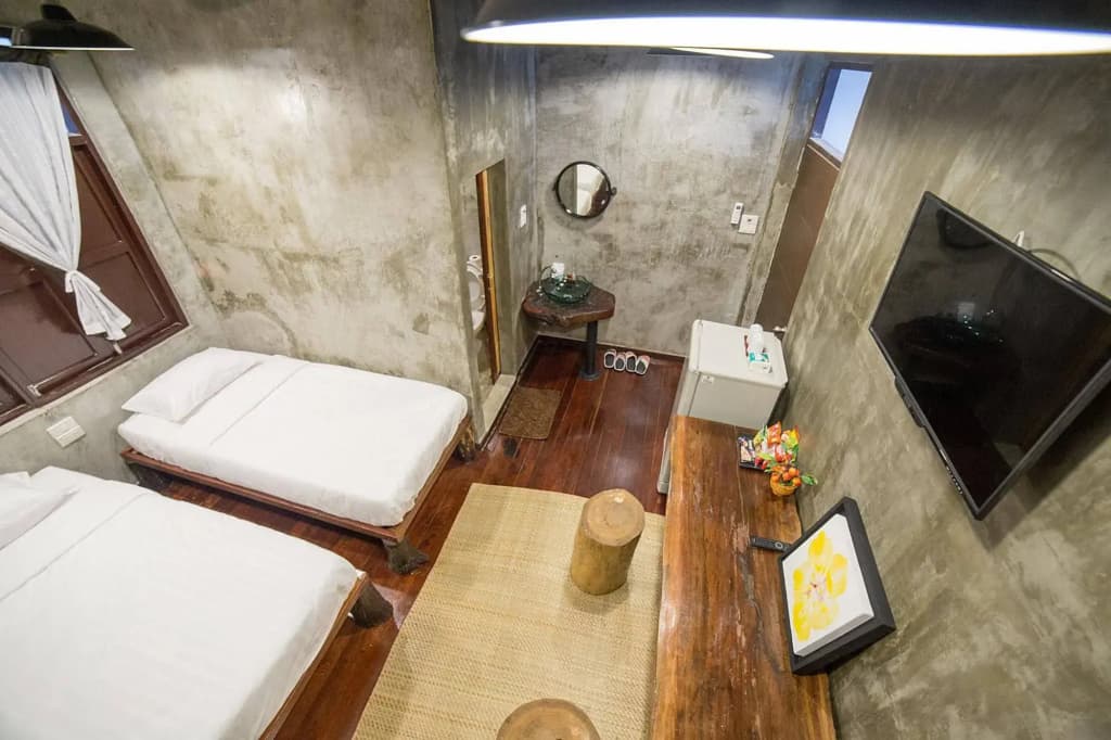 YOLO Chic House - photo 6