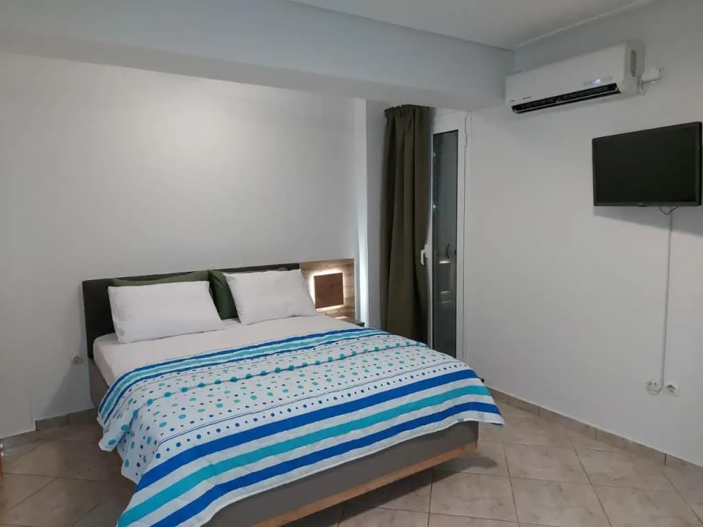 Adler 5 Cozy Athens Downtown Studio - photo 1