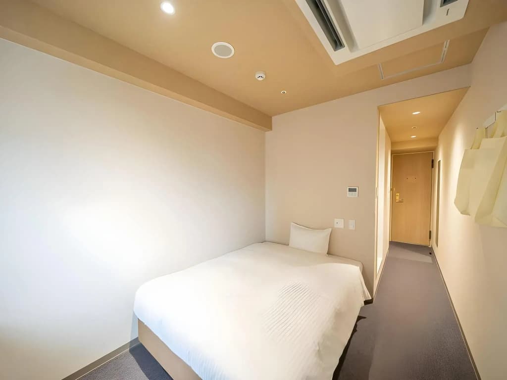 Shinsaibashi ARTY Inn - photo 4