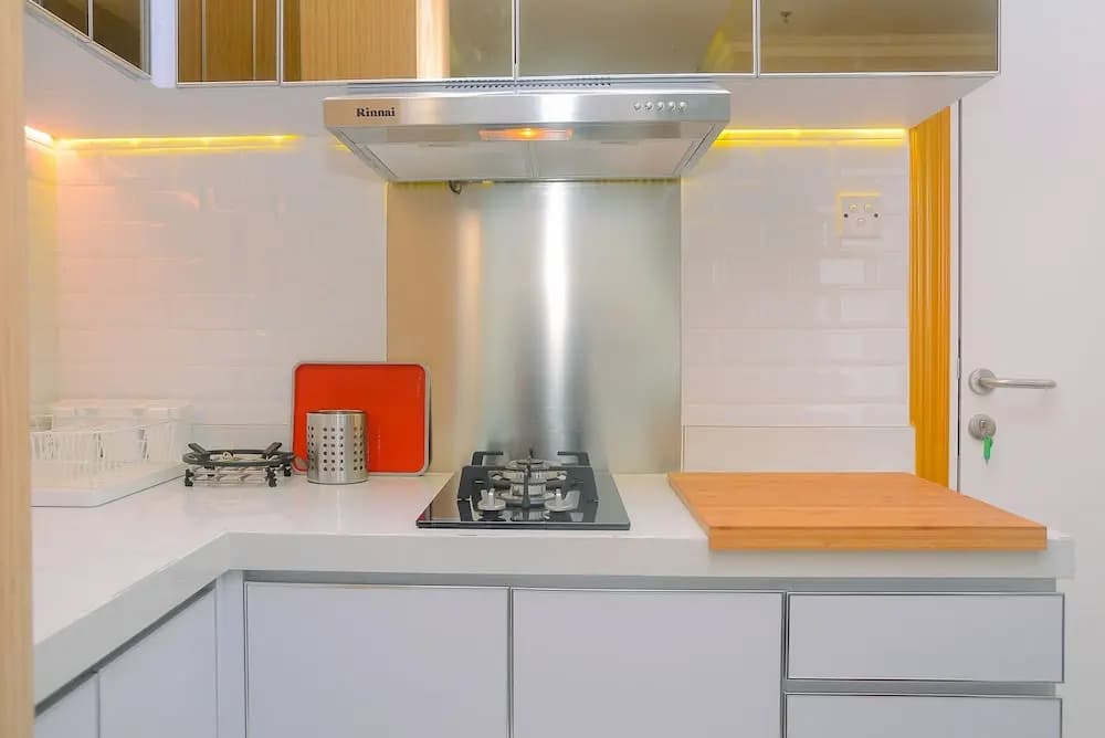 Modern Studio at Titanium Square Apartment - photo 11