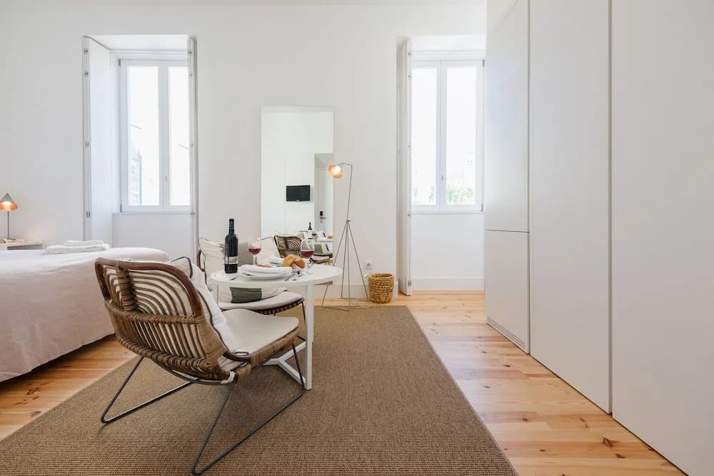 JOIVY Chic studio w/city view in Santa Catarina, 10mins from São Bento Palace - photo 6