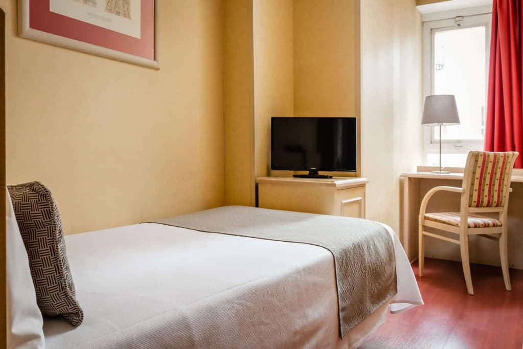 Sunotel Junior Hotel - photo 5