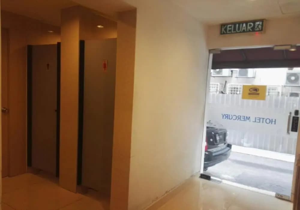 Hotel 1312 - photo 1
