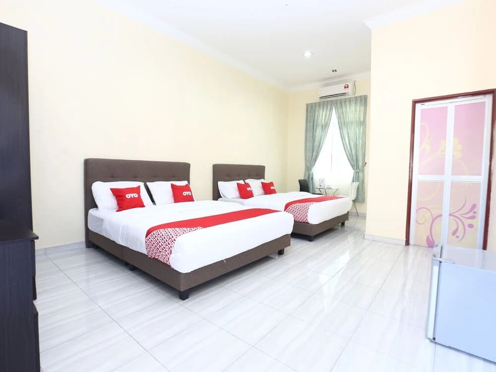 Aloha Chalet by OYO Rooms - photo 2
