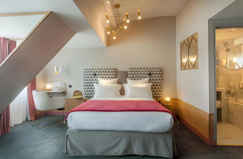 Handsome Hotel - photo 16
