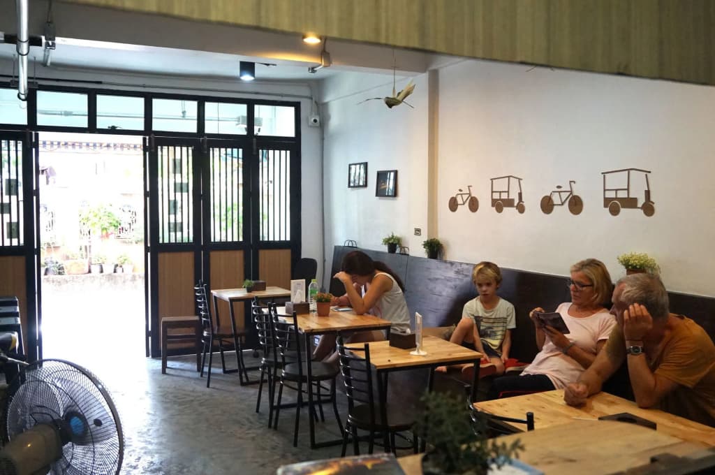 Feel Good Bangkok Hostel - photo 33