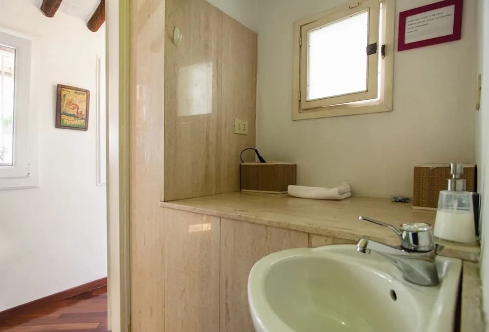 Amazing Apartment With Terrace in Piazza del Fico, Close Piazza Navona - photo 7