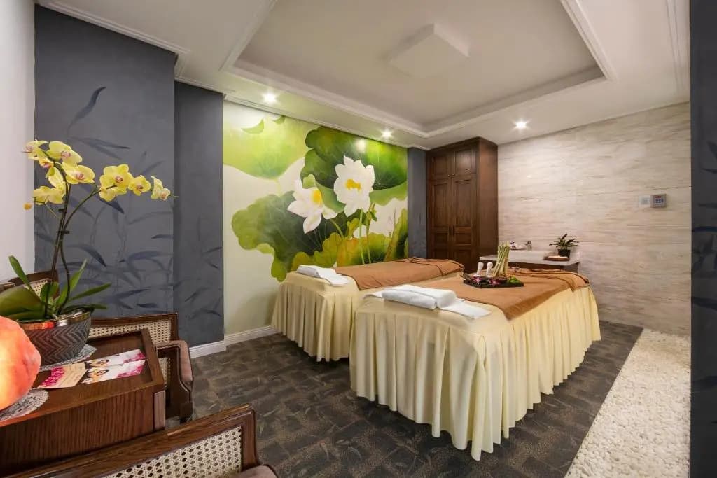 The Oriental Jade Hotel - photo 35