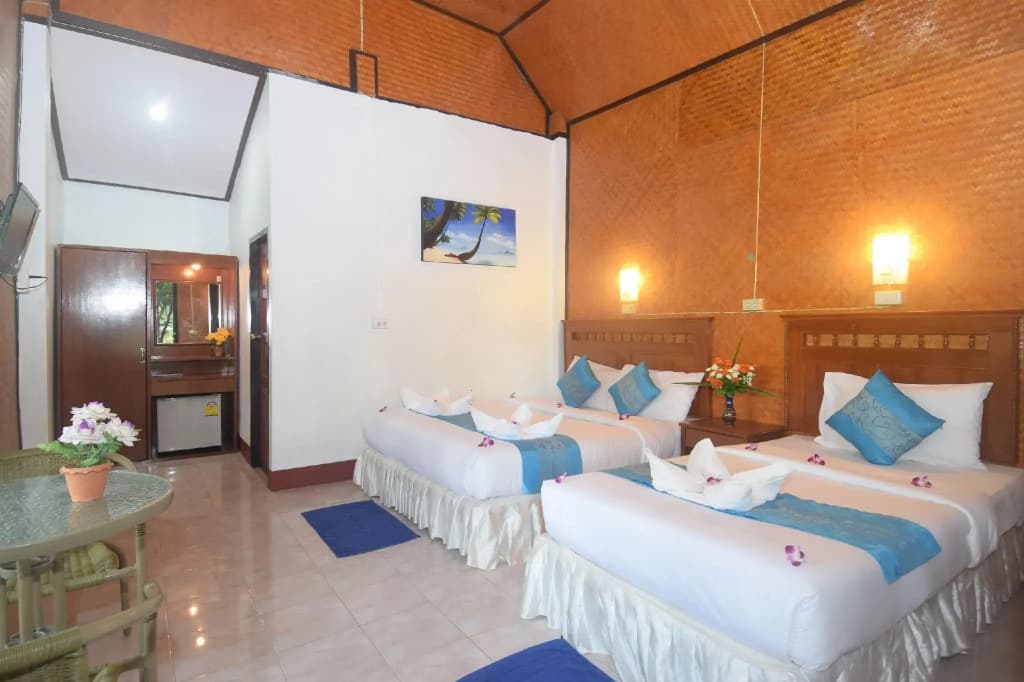 Lanta Sunny House - photo 3