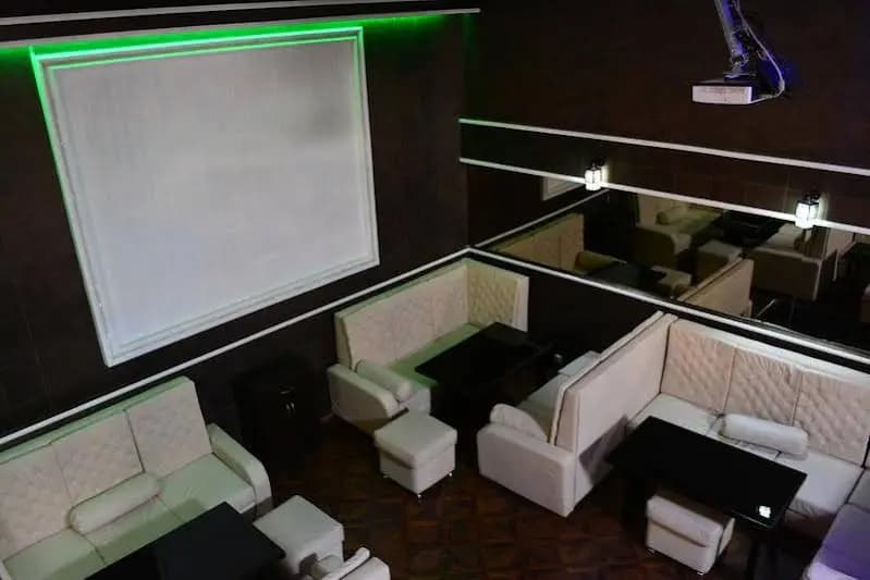 Grand Royal Hotel - photo 11