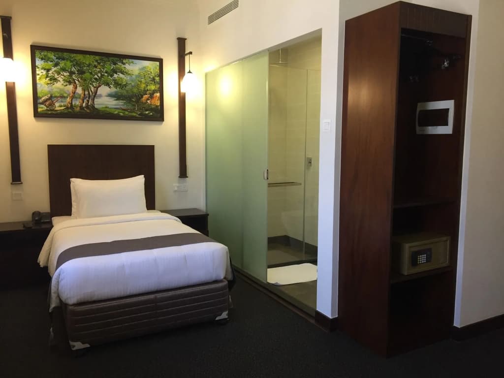 Hotel Nippon Colombo - photo 4