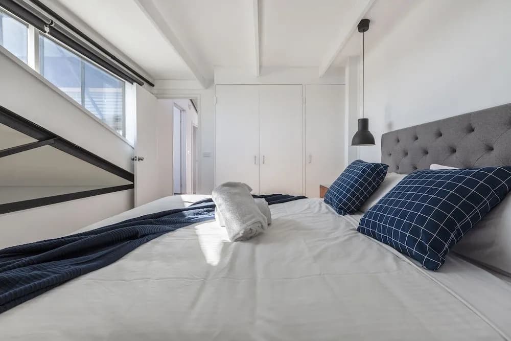 StayCentral - Fitzroy Converted Warehouse Penthouse - photo 5